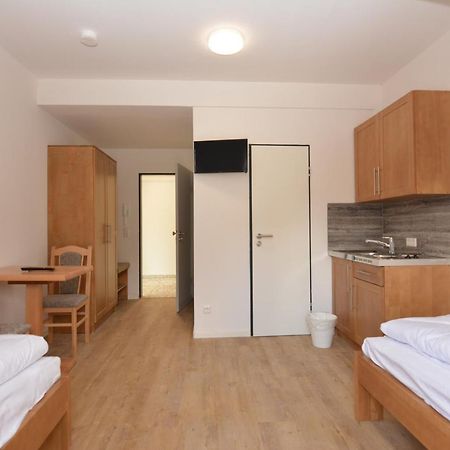 G&G Boardinghouse Aparthotel Aalen Ngoại thất bức ảnh
